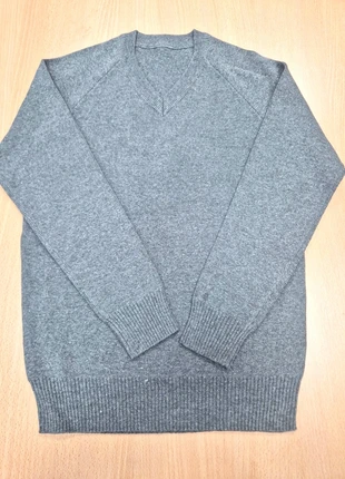 Grey V-Neck Knit Sweater, brand: NO LABEL, condition: New without tags, size: S / 8, £10.00, £11.20 includes Buyer Protection