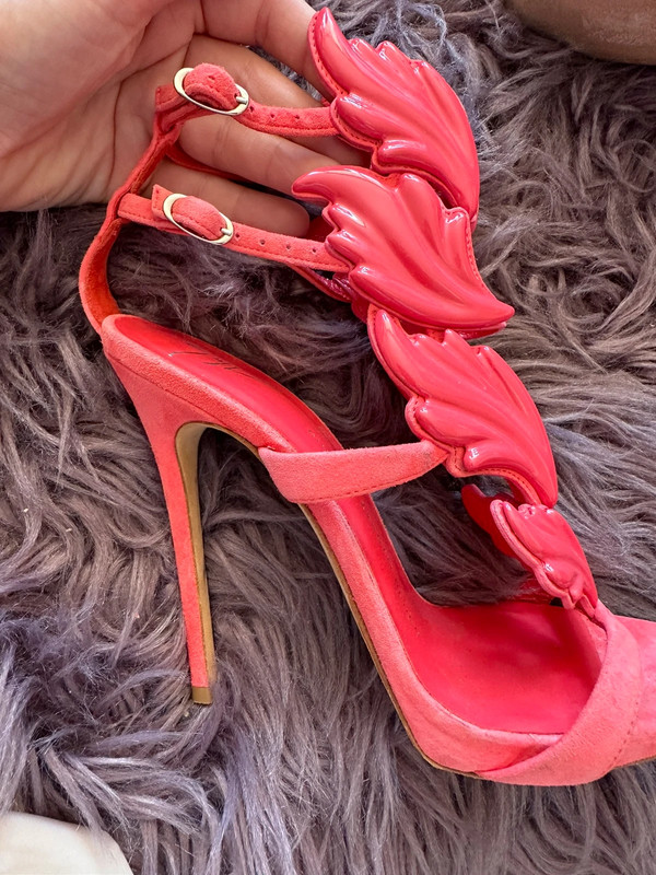 Giuseppe zanotti clearance cruel summer