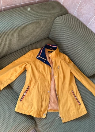 Casado parca XXL amarelo, brand: Local, condizioni: Ottime, taglia: XXL / IT 48 / EU 44, €22.00, €23.80 include la Protezione acquisti