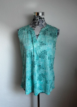 Hellblaue Bluse mit Glitzer von Janina, Größe 40, marque: Janina, état: Neuf sans étiquette, taille: L / 40 / 12, 4,50 €, 5,43 € Protection acheteurs incluse