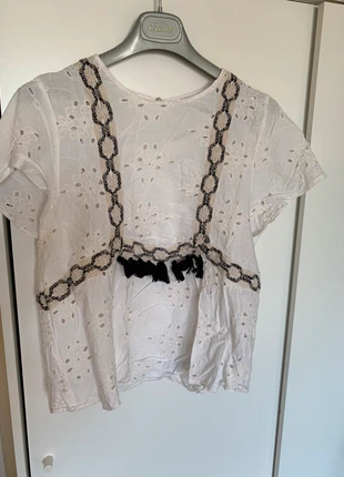Blouse broderie anglaise Zara , marke: Zara, zustand: Neu, größe: L / 40 / 12, 15,00 €, 16,45 € inklusive Vinted-Käuferschutz