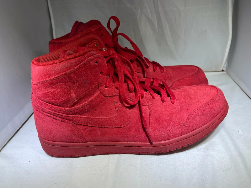PreOwned Nike Air Jordan 1 Retro High Red Suede Men s Size 11 Sneakers Shoes