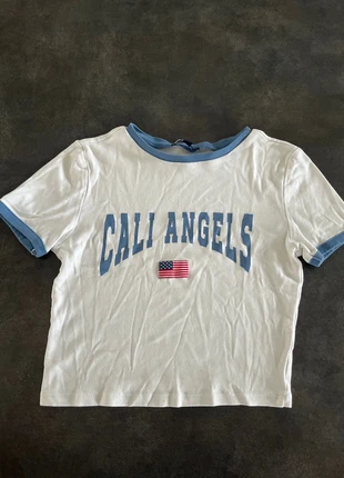 Top court, marque: Kiabi, état: Très bon état, taille: XXS / 32 / 4, 2,00 €, 2,80 € Protection acheteurs incluse