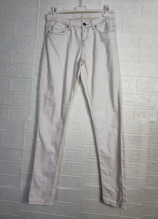 Buen pantalón color blanco roto🍒, marque: Primark, état: Bon état, taille: M / 38 / 10, 3,00 €, 3,85 € Protection acheteurs incluse