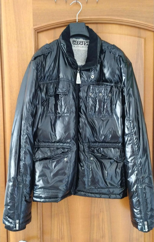 Stock 2 giubbotti essenza e pullandbear m l Vinted