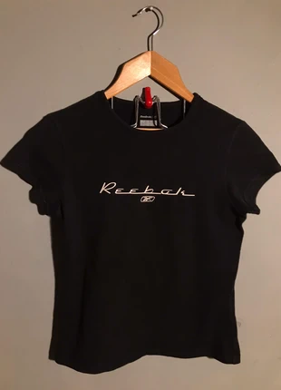 T-shirt Reebok , brand: Reebok, condizioni: Ottime, taglia: XS / IT 38 / EU 34, €6.00, €7.00 include la Protezione acquisti