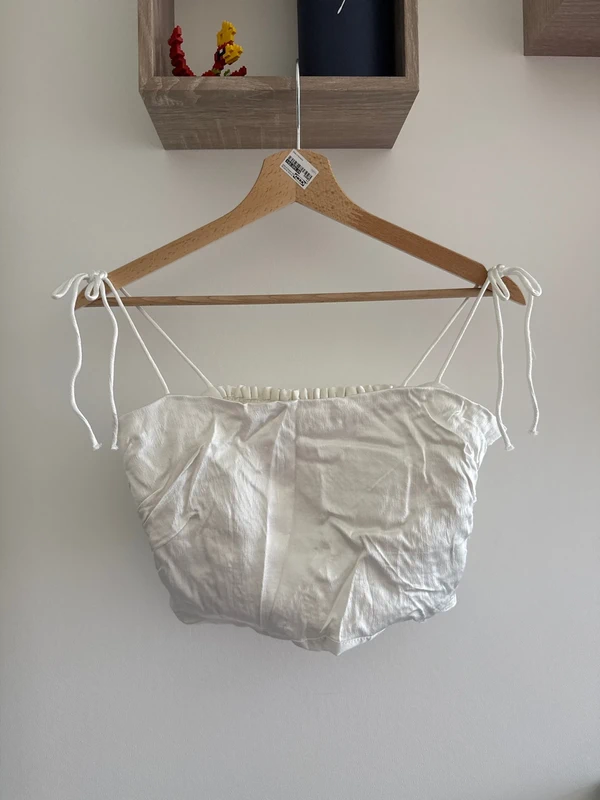 Top court satin blanc Zara