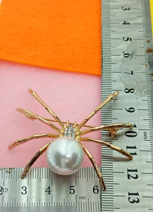 Broche, brand: luxe.fr, condition: Very good, €5.00, €5.95 includes Buyer Protection Pro