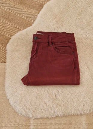 Pantalon slim bordeaux, brand: Etam, condition: Good, size: S / 36 / 8, €4.00, €4.90 includes Buyer Protection