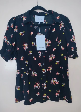 🌸 Chemisier fleuri Minus – Modèle Maddy Shirt (neuf avec étiquette), marca: Minus, estado: Novo com etiquetas, tamanho: S / 36 / 8, €20.00, €21.70 inclui Proteção do Comprador