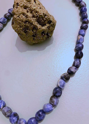 Collier en pierres de sodalite, marque: Pierre, état: Neuf sans étiquette, 15,00 €, 16,45 € Protection acheteurs incluse