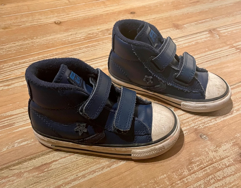 Converse cuir taille 23 Vinted
