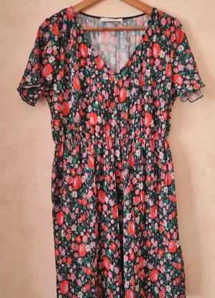 robe fleurie plissée promod 38 robe à fleurs, brand: Promod, condizioni: Ottime, taglia: M / IT 42 / EU 38, €5.00, €5.95 include la Protezione acquisti