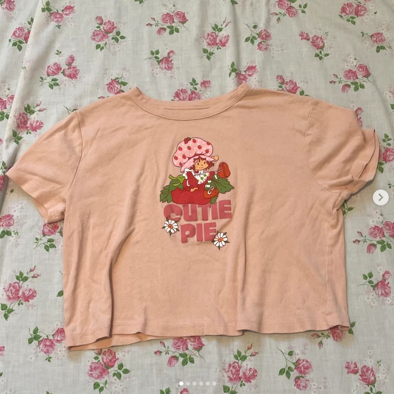 90s Strawberry Shortcake pink graphic cropped t-shirt top 1