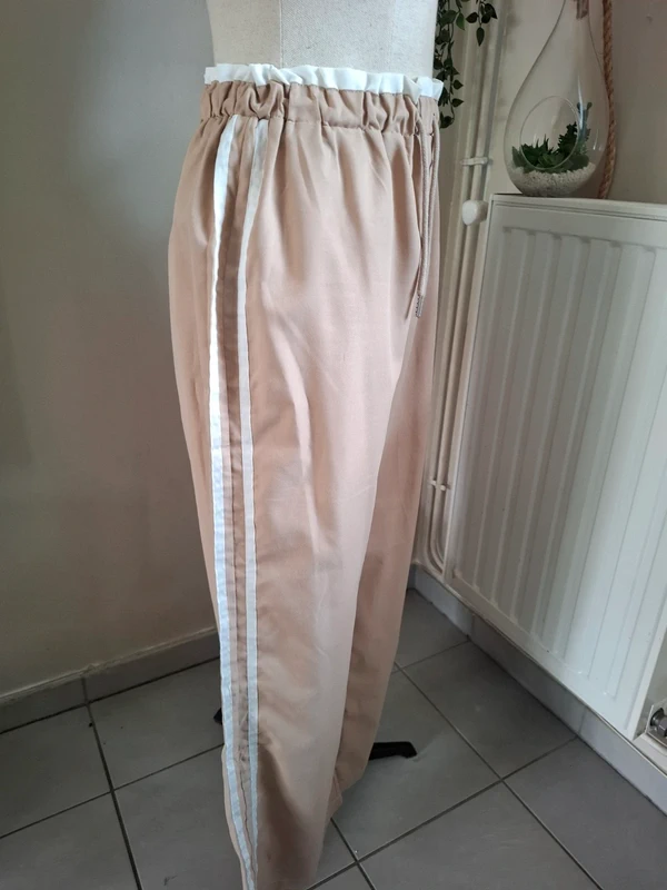 Pantalon beige shein T38 🌟 - photo numéro 2