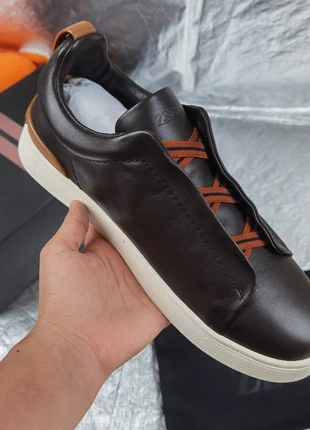 Novinky pro podzim/léto 2025Nízká luxusní obuv pro volný čas Triple Stitch, merk: Zegna, staat: Heel goed, maat: 39, € 180,67, € 190,40 inclusief Kopersbescherming