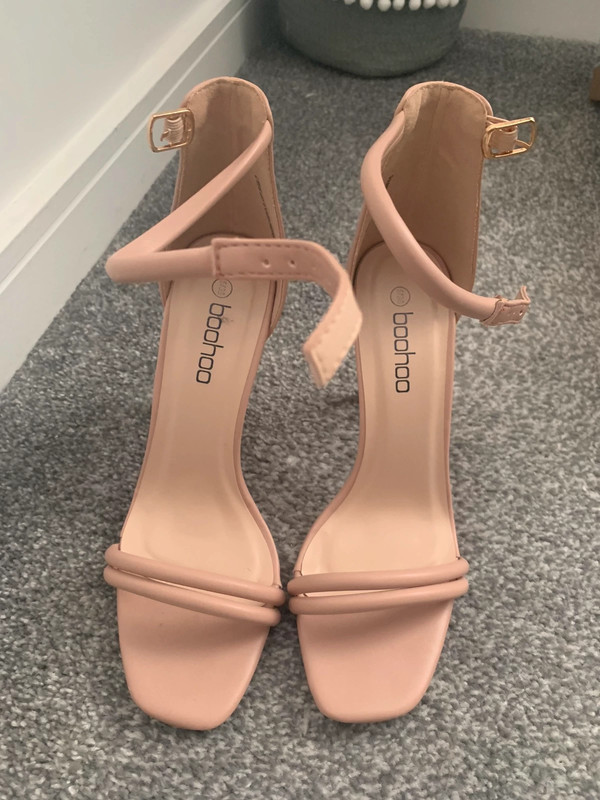 Pinkish on sale nude heels