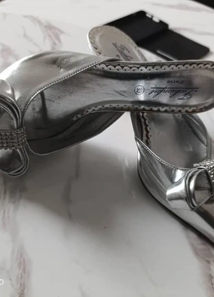 Chaussures fashionfeet grise, brand: Fashion, condizioni: Buone, taglia: 39, €3.00, €3.85 include la Protezione acquisti