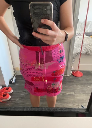 Jupe desigual , marque: Desigual, état: Très bon état, taille: S / 36 / 8, 4,00 €, 4,90 € Protection acheteurs incluse