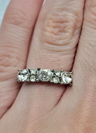 Strass Ring, staat: Heel goed, maat: 50.6 mm / 16.1 mm Ø, € 4,00, € 4,90 inclusief Kopersbescherming Pro
