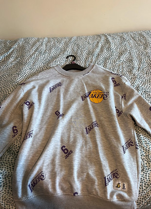 Primark Lakers Grey Sweatshirt - Vinted