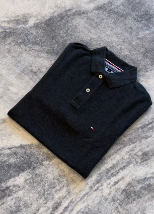 Polo Tommy Hilfiger Slim Fit Gris XS, marca: Tommy Hilfiger, estado: Muito bom, tamanho: XS, €24.99, €26.94 inclui Proteção do Comprador Pro