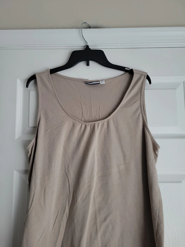 Croft & Barrow Women's Sleeveless Top 3