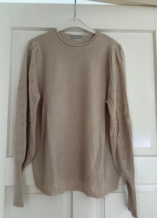 Dunne zwangerschapstrui met leuk detail op de mouwen, marque: Only maternity, état: Très bon état, taille: S / 36 / 8, 7,50 €, 8,58 € Protection acheteurs incluse