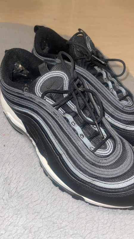 Schwarze Nike Air Max 97
