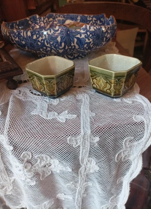 2 très anciennes tasses sans anses de Choisy le Roi& Hippolyte Boulenger, marque: Hippolyte Boulenger & Choisy le roi, état: Bon état, 10,00 €, 11,20 € Protection acheteurs incluse