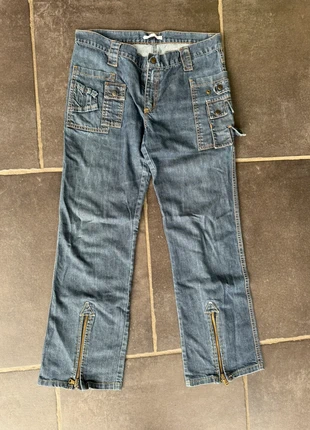 Jean multi-poches taille basse - pantalon taille basse 00's, merk: 2000’s, staat: Heel goed, maat: M / 38 / 10, € 15,00, € 16,45 inclusief Kopersbescherming