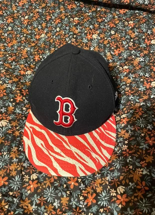 New Era Boston Red Sox 9FIFTY Strapback Cap – Navy with Red Zebra Print Brim | MLB Hat, brand: New Era, condition: Very good, size: L, €20.00, €21.70 includes Buyer Protection