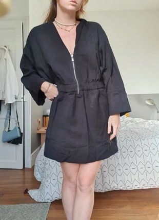 Robe noir en jeans zippée - Pull&Bear, marque: Pull & Bear, état: Très bon état, taille: L / 40 / 12, 12,00 €, 13,30 € Protection acheteurs incluse