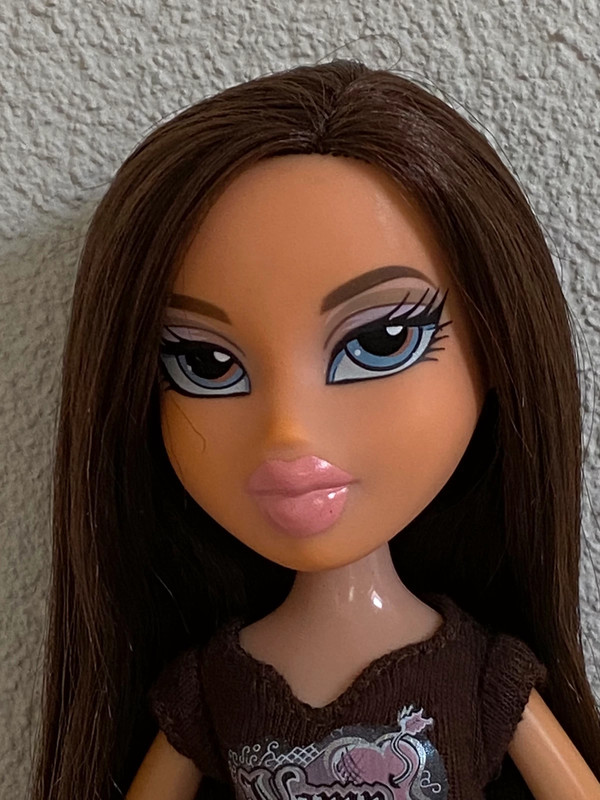 Bratz barbie stylin' salon n spa bundle with Dana doll pop poupee