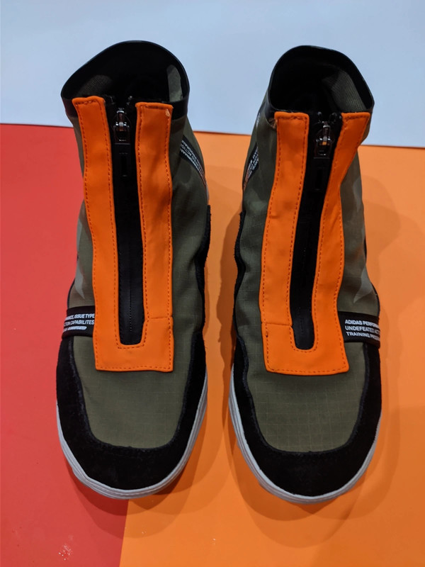 Chaussures adidas gsg9 v2 online