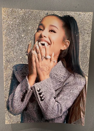 Poster Ariana Grande, marca: Ariana Grande, estado: Novo sem etiquetas, €1.00, €1.75 inclui Proteção do Comprador