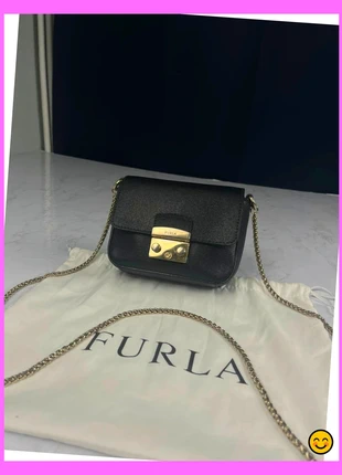 Sac à bandoulière Furla en cuir noir, brand: Furla, condizioni: Ottime, €75.00, €79.45 include la Protezione acquisti