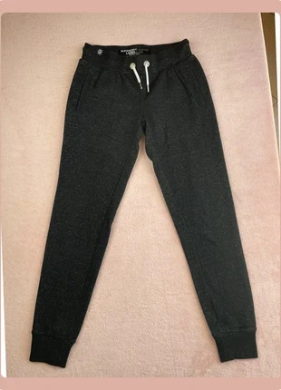 Jogging Superdry confort noir, brand: Superdry, condition: Very good, size: S / 36 / 8, €18.00, €19.60 includes Buyer Protection