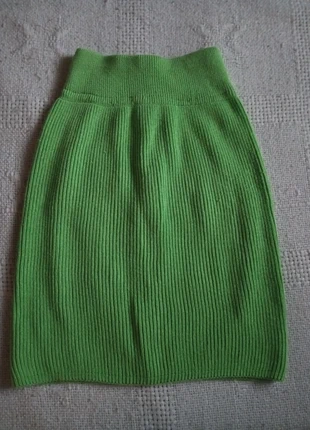 Gonna verde, zustand: Sehr gut, größe: S / 36 / 8, 2,00 €, 2,80 € inklusive Vinted-Käuferschutz