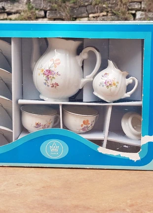 Dînette ancienne, en porcelaine! composée de 11 pièces!, marca: Kahla, estado: Muy bueno, tamaño: 3 años / 98 cm, 10,00 €, 11,20 € Protección al comprador incluida