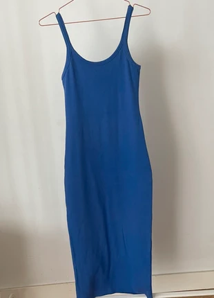 Vestido Pull and Bear M Midi, marque: Pull & Bear, état: Très bon état, taille: M / 38 / 10, 6,00 €, 7,00 € Protection acheteurs incluse