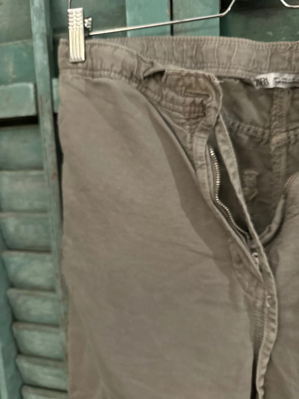 Pantalon chino gris et kaki 3