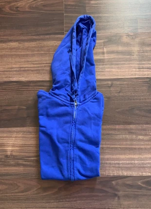 zip up hoodie stile benetton blu taglia M, marca: Stile Benetton, estado: Bueno, tamaño: M / 38 / 10, 9,00 €, 10,15 € Protección al comprador incluida
