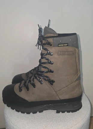 Chaussures meidl, merk: Meindl, staat: Heel goed, maat: 42, € 89,00, € 94,15 inclusief Kopersbescherming