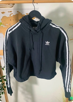 Sweat Adidas noir à capuche Taille XS, marque: adidas, état: Très bon état, taille: XS / 34 / 6, 12,00 €, 13,30 € Protection acheteurs (Pro) incluse