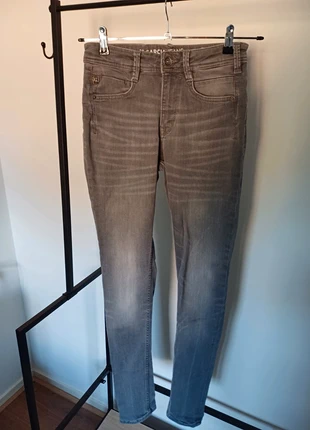 Nieuwe grijze Garcia Slim Fit jeans - mt W28/L34, brand: Garcia, condizioni: Nuovo senza cartellino, taglia: Altro, €5.00, €5.95 include la Protezione acquisti