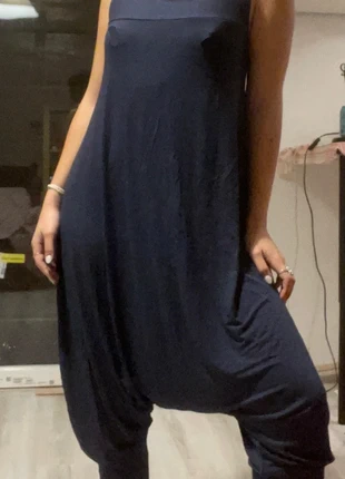 Tuta larga stile harem, zustand: Sehr gut, größe: M / 38 / 10, 4,00 €, 4,90 € inklusive Vinted-Käuferschutz