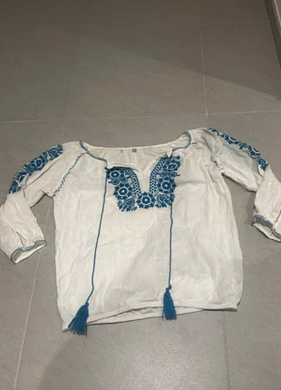 Blouse brodé, état: Très bon état, taille: L / 40 / 12, 15,00 €, 16,45 € Protection acheteurs incluse