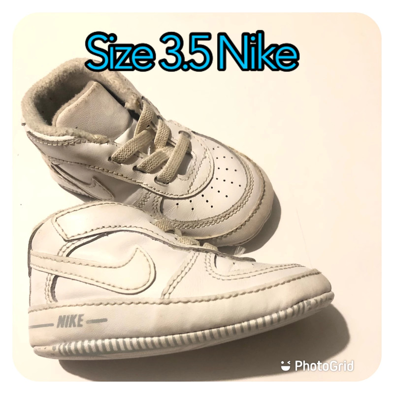 Girls White Nike High Top Trainers size 3.5