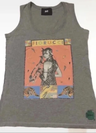 Camiseta D&G - Fiorucci, marque: D&G, état: Très bon état, taille: M / 38 / 10, 15,00 €, 16,45 € Protection acheteurs incluse